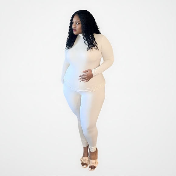 Chic Cream Long Sleeve Microfiber Leggings Set - Picture 1 of 4